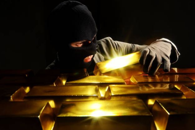Gold Robber - We Need Powerful Security Agencies in Manchester to Stop Them
